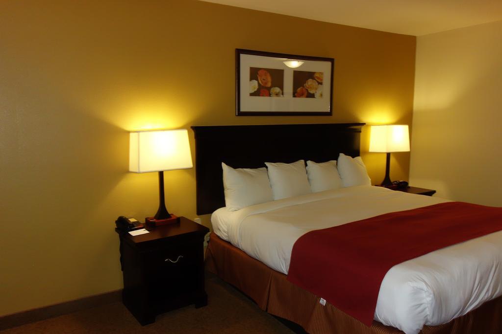 Comfort Inn & Suites Rome South Экстерьер фото